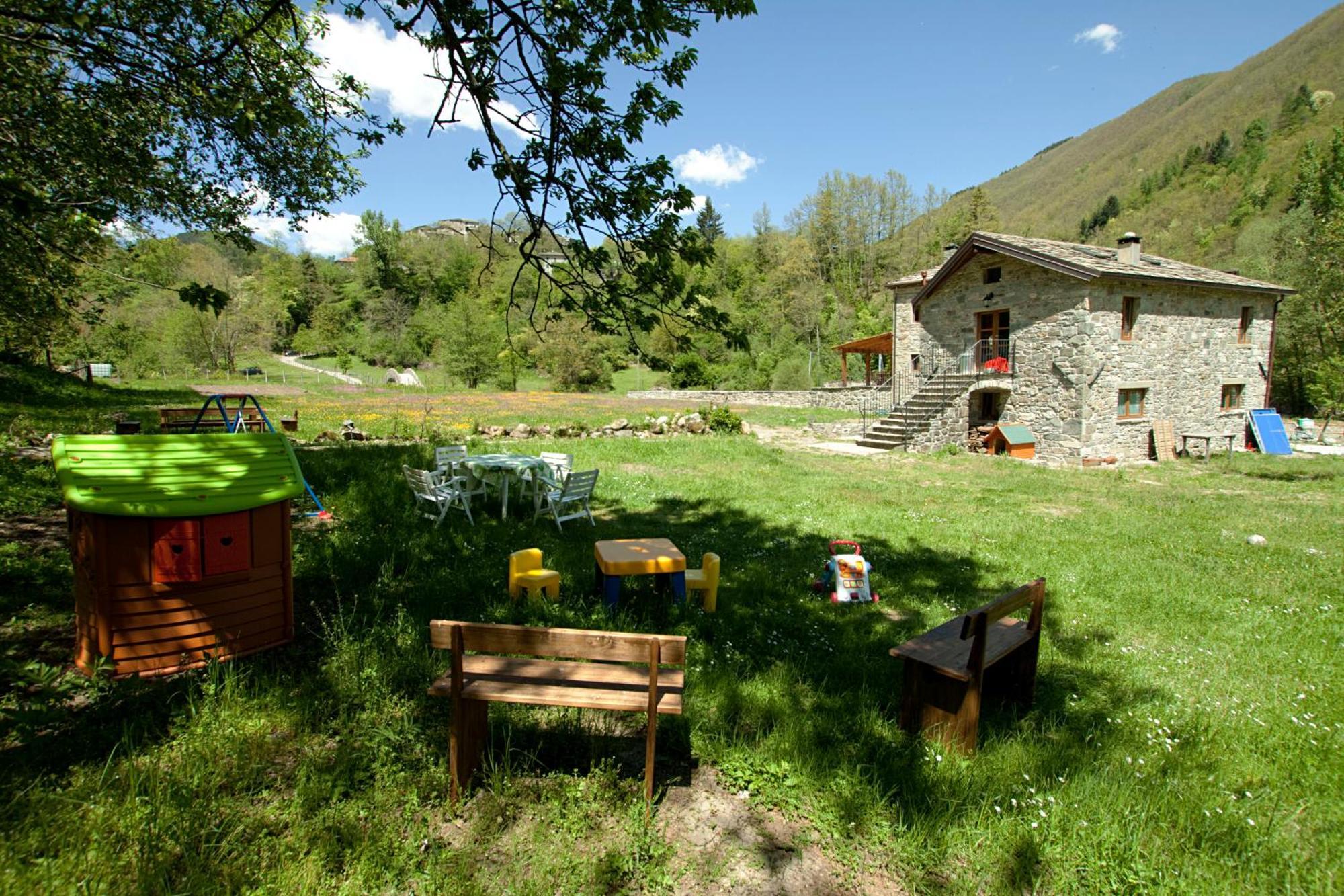 Mulino Marghen - Restored Watermill - Accomodation And Retreat Center Zeri Экстерьер фото